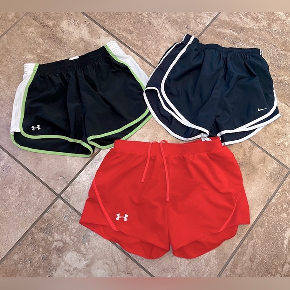 Under Armour Pants - Athletic running shorts bundle lined UA Nike women’s